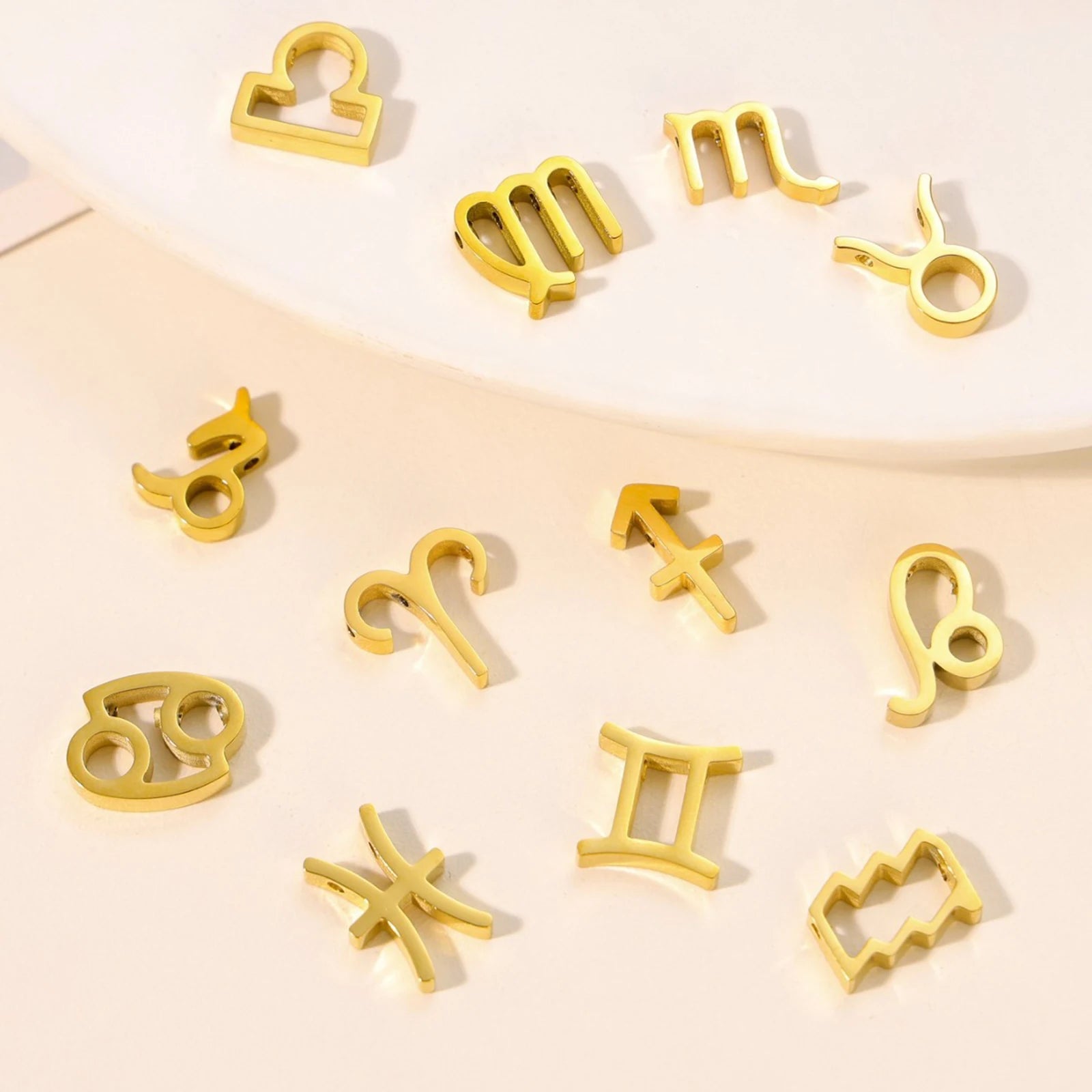 12pcs Gold Plated Stainless Steel Pendant 12 Zodiac Zircon Silver/Gold Color Charms for DIY Necklace Jewelry Making Accessorie